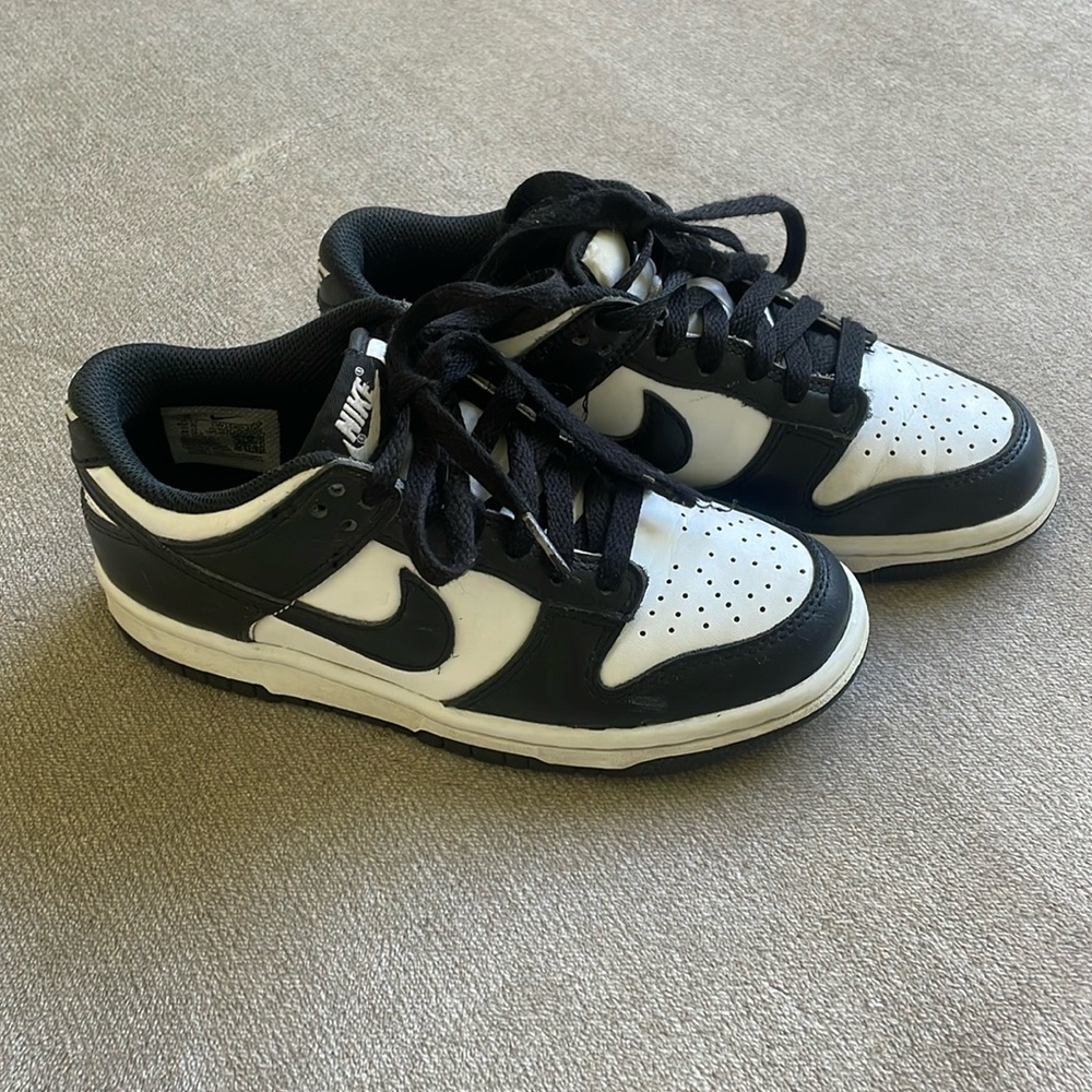 Nike Dunk Kids Pandas used youth 4.0 
Women’s 5.5-6